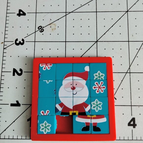 Santa Claus Sliding Puzzle Toy Square Red Blue Christmas Stocking Stuffer - Picture 3 of 3